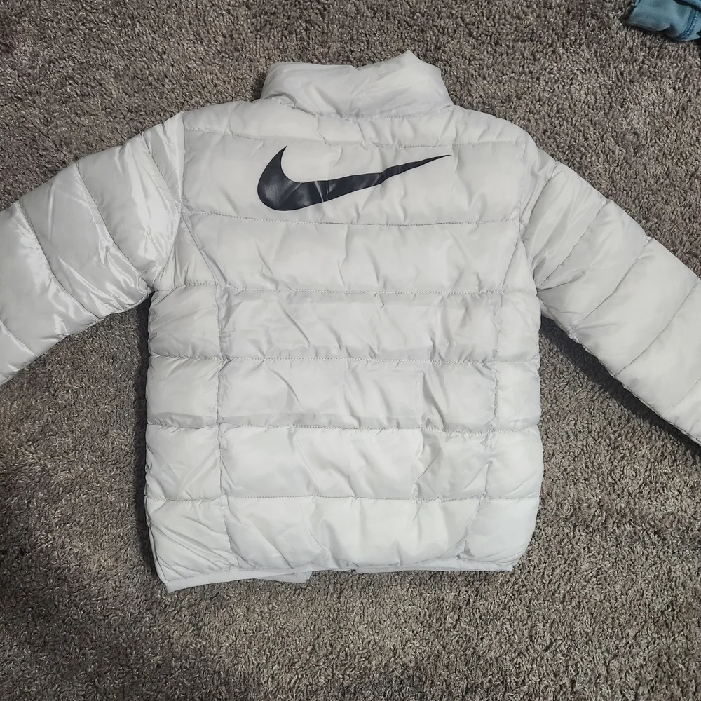 Nike Kids White Puffer Jacket